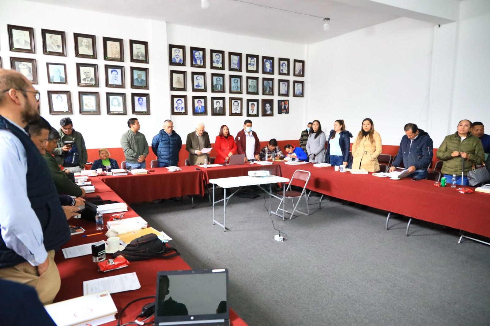 En sesión de Cabildo de Chiautempan se aprobó la baja de 30 vehículos y 301 bienes muebles en mal estado